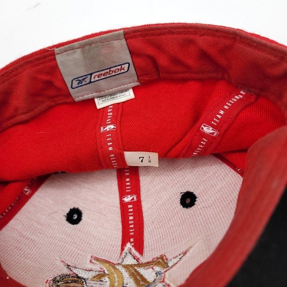Phila 76ersNBA Fitted 7 1/28 Cap 3D Logo Red Black Hat Reebok - Picture 8 of 8